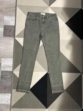 DRIFTWOOD Olive Aztec Embroidered Hem Skinny Ankle Jeans Women's Size 26